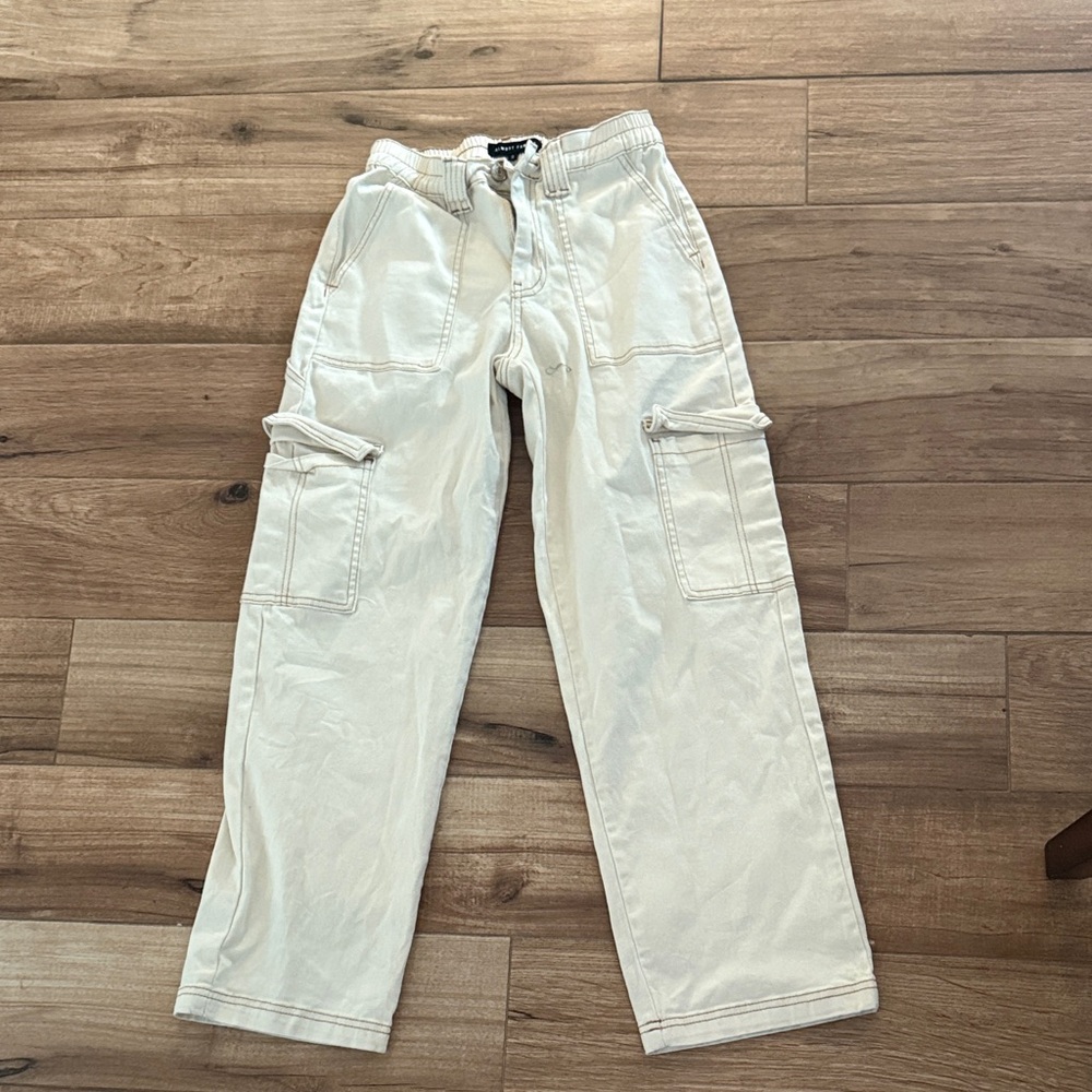 Almost Famous Women’s Light Tan Cargo Pants